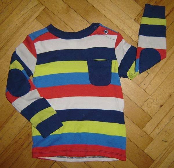 92-hm tanjši pleten pulover-majčka-ima 2 madeža, drugače lep cena: 1 eur