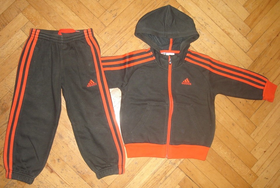 98-adidas trenirka-original, več nošena, še vedno lepa cena: 12 eur