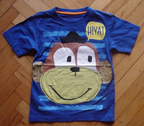 104-MAJČKA BLUEZOO OPICA-na obrazu madež, nič hujšega (glej sliko) 3 eur