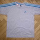 140-ADIDAS MAJČKA-original, kot nova, siva z modrimi črtami cena: 7 eur