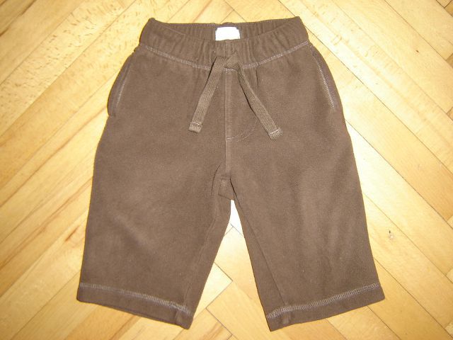 68/74-OLD NAVY (Gap) TRENIRKA-lepo ohranjena, iz flisa, temno rjava  cena: 3 eur