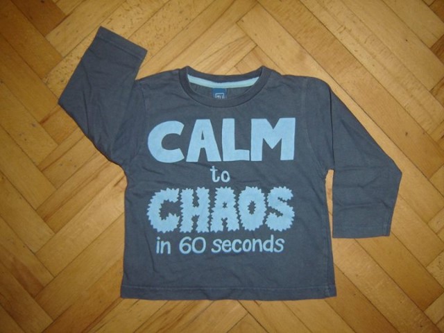 86-MAJČKA TU- CALM TO CHAOS-nošena, še vedno lepa, frajerska  cena: 3,50 eur