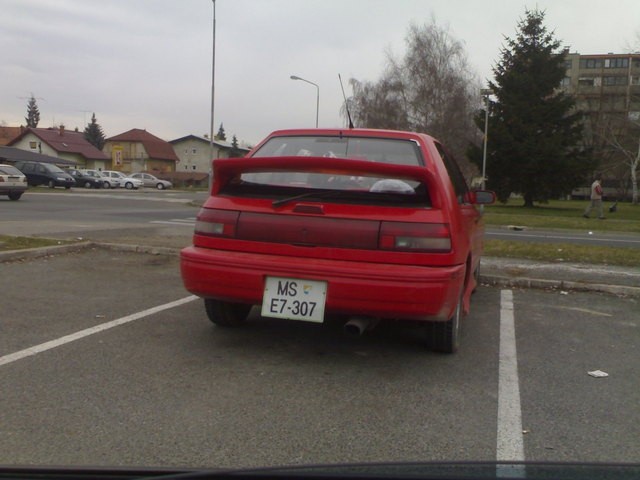 Mazda - foto povečava