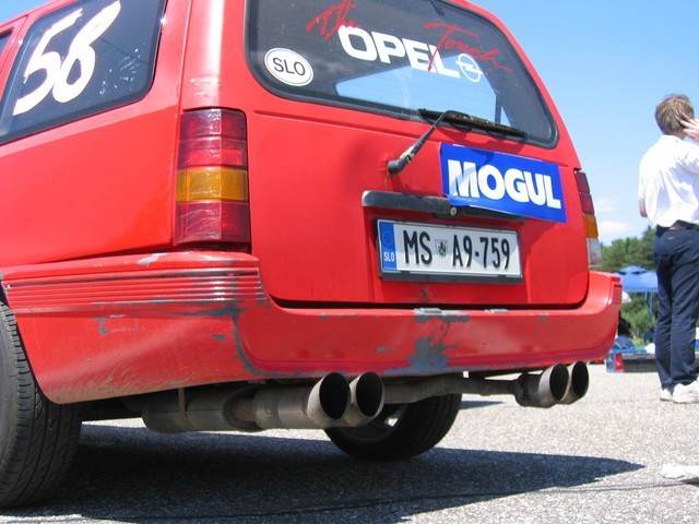 Opel - foto