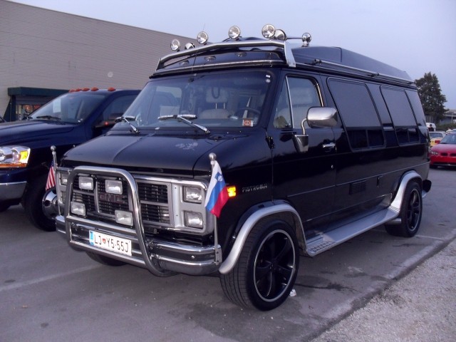 Srečanje ameriških vozil 19.9 2009 Btc - foto