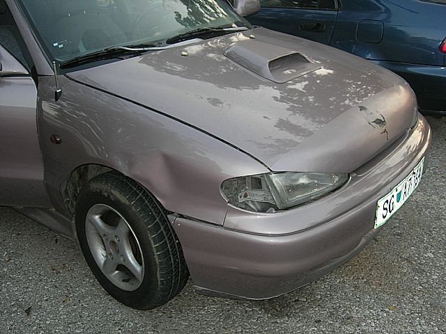 Hyundai accent - foto povečava