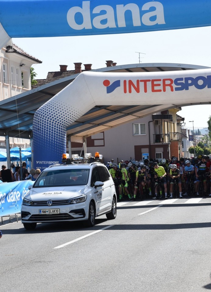 15. kolesarski maraton Dana - 1 - foto povečava