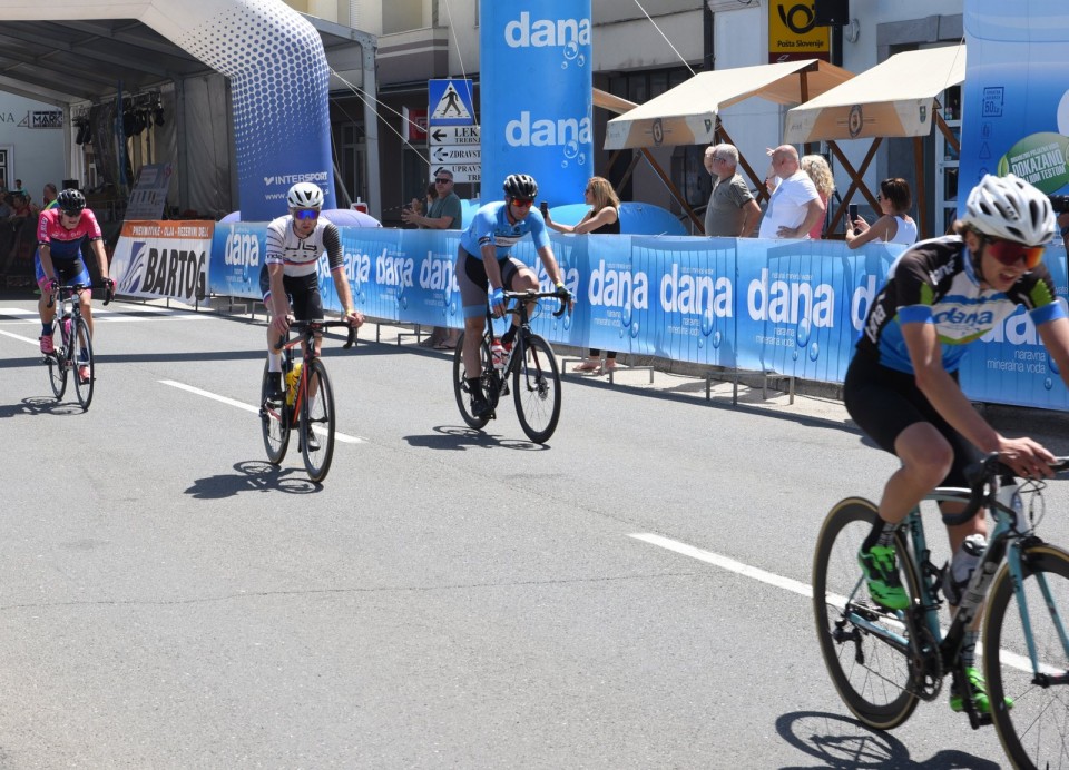 15. kolesarski maraton Dana - 3 - foto povečava