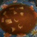 Fižolova juha
(pasiran pasulj in zakuhane testenine, voda in začimbe)