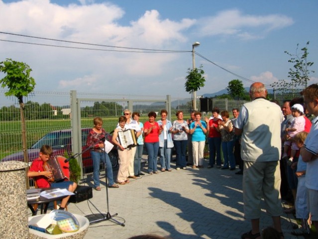 Otvoritev igrišča - foto