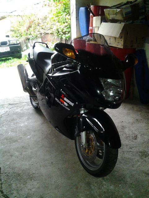 Honda CBR 1100 XX Super Black Bird - foto