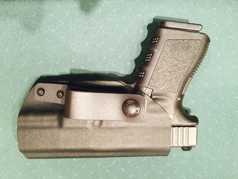 Glock 19, IWB  Appendix - foto povečava