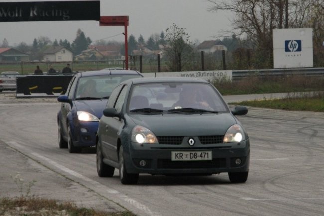 Mobikrog 14.11.2005 - foto povečava