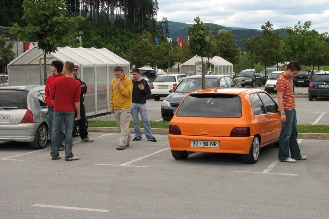 Renault srecanje 4.6.2006 - foto povečava
