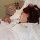 prva sliko po porodu s sinčkom davidom