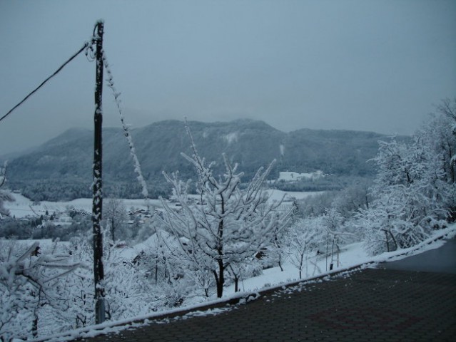 Sneg v marcu 2008 le za vzorec