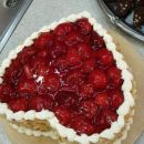 skutina torta s sadjem
