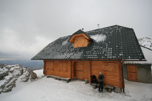 Pastirska koča na poti do Struške