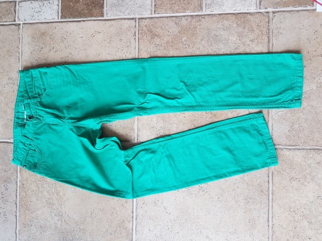 Zelene hlače št. 152 ali 12-13 let