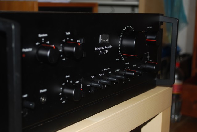 Rack version of legendary Sansui integrated powerplant :-)