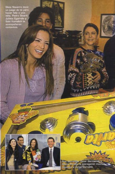 Silvia Navarro : Scans - foto