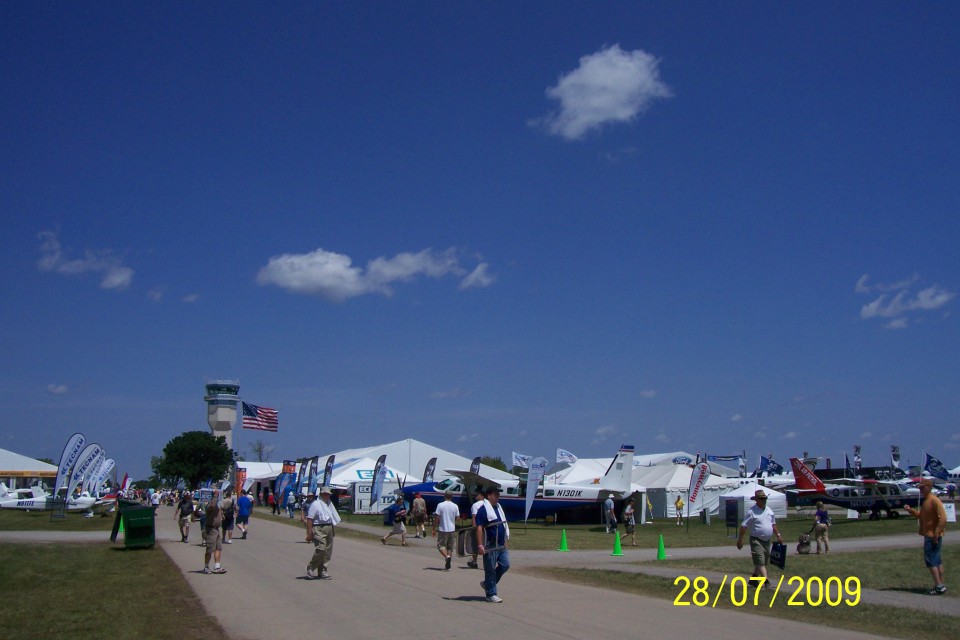 Oshkosh 2009 - foto povečava