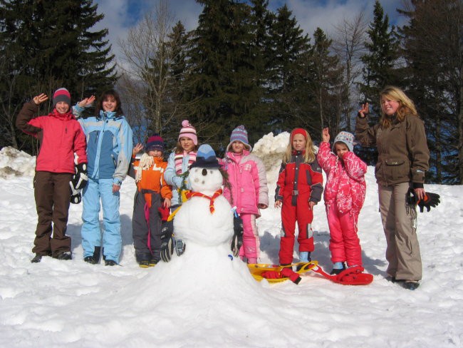 Zimovanje 1.Razredi (2.-4.2.07) Sleme - foto povečava