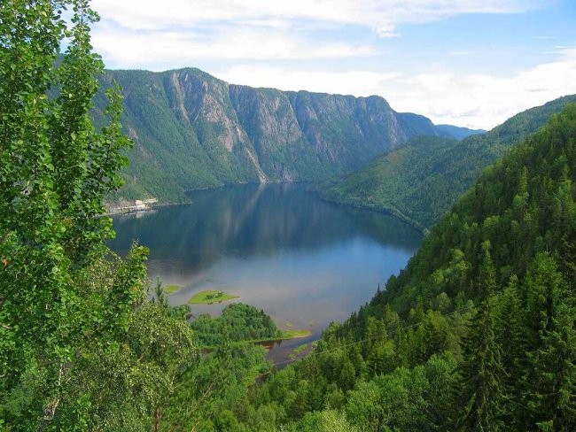 A View on Brandak lake from Dalen - Rotemo road