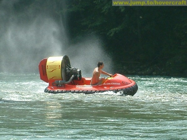 MAD hovercraft - foto