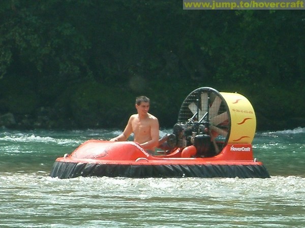 MAD hovercraft - foto