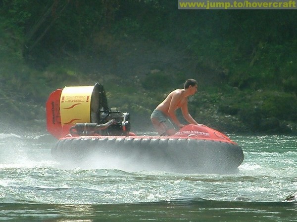 MAD hovercraft - foto