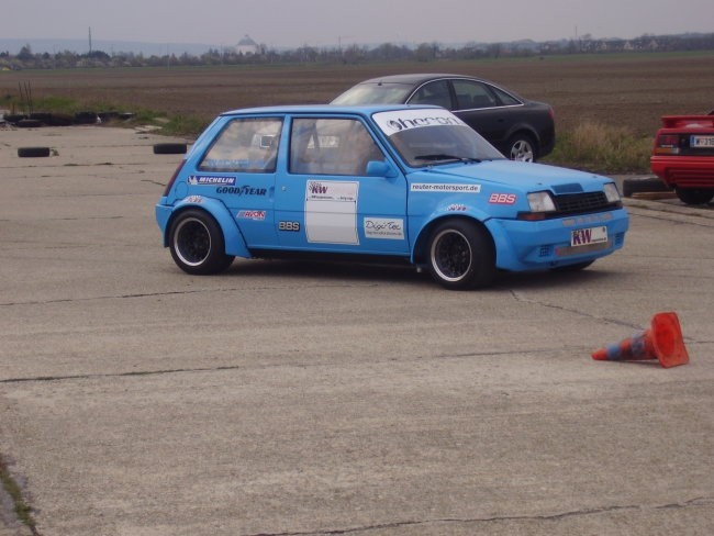 AUTOSLALOM WIEN 7.4.2007 - foto povečava