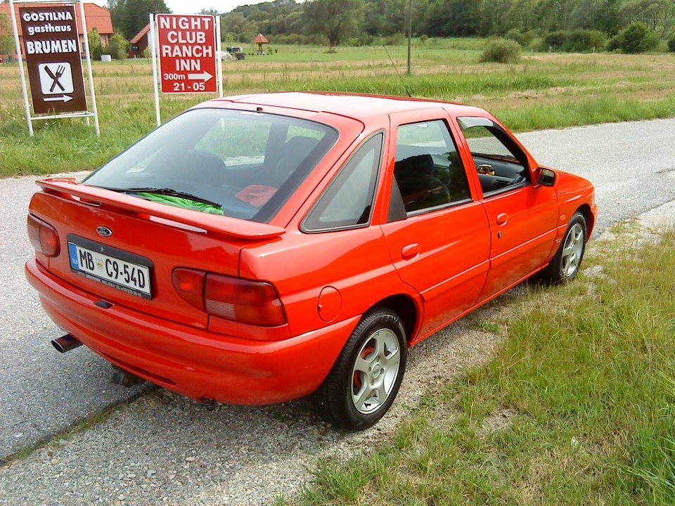 Ford Escort - foto povečava