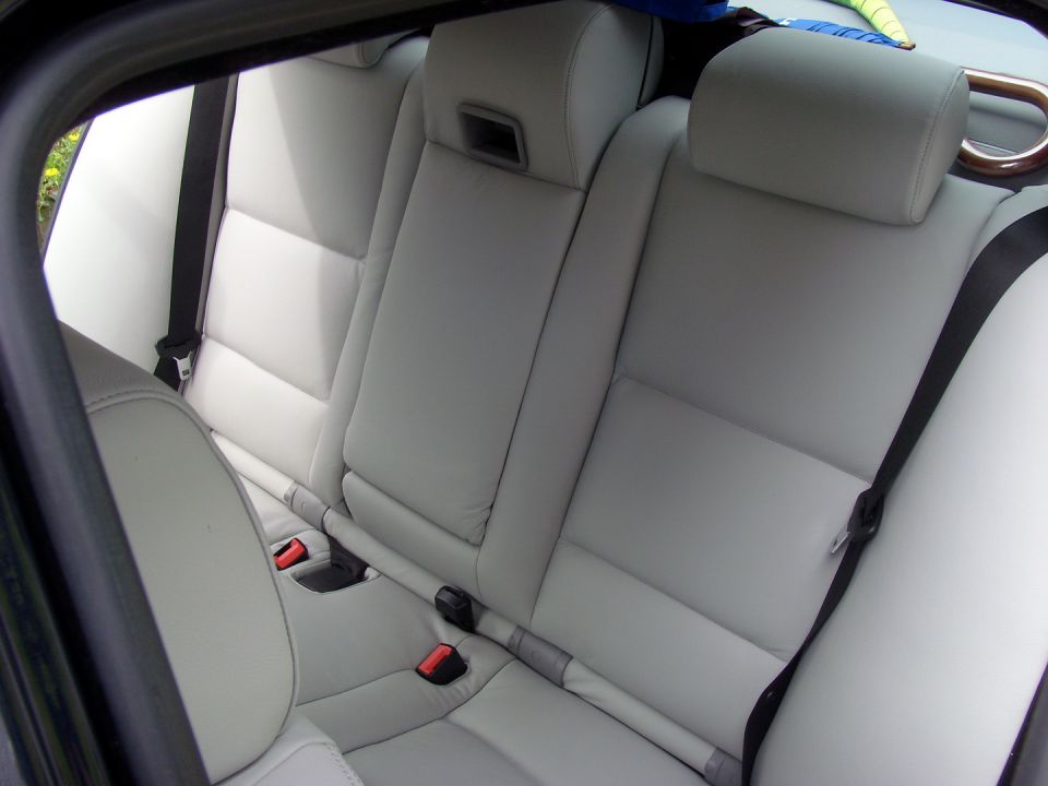 bmwe60sport_var1_hellgrau_08