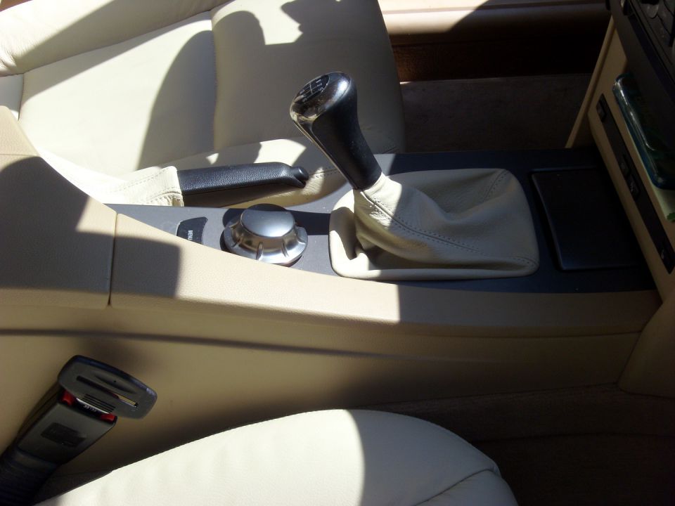 bmwe60_var1_sandbeige_02