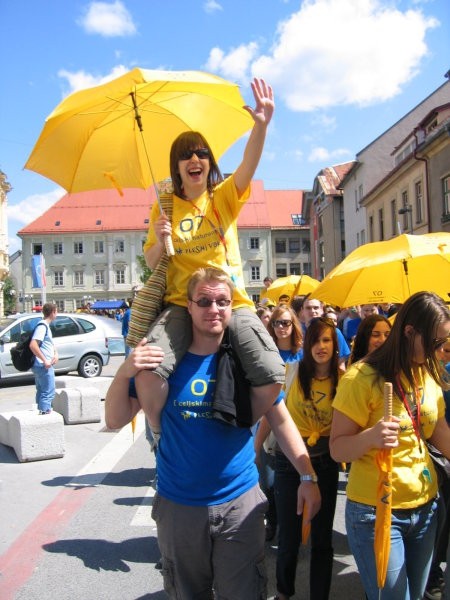 Ulična četvorka, 18.5.2007 - foto povečava