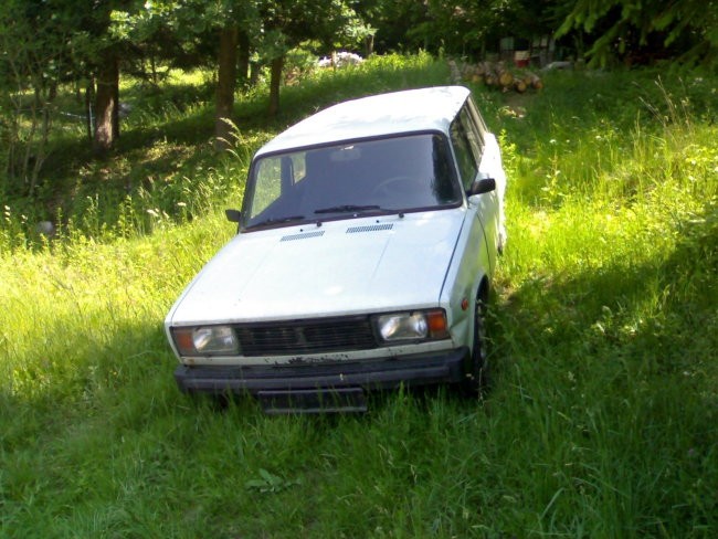 LADA 1.7i   82 KOJNOV, UČASIH JE ŠLA K BURJA, ZDEJ PA NČ VEČ