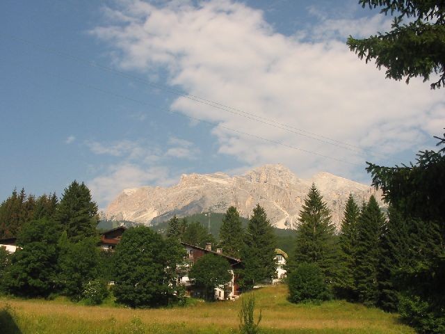 pogled pred hotelom