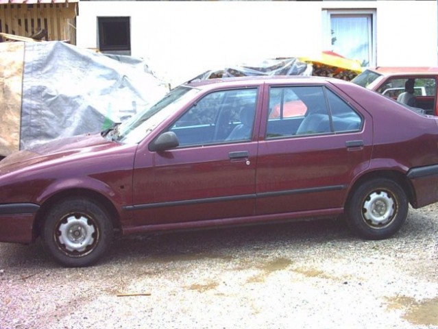 Renault 19 1.8 deli 041256945 - foto