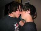 Boyzez kissing - foto