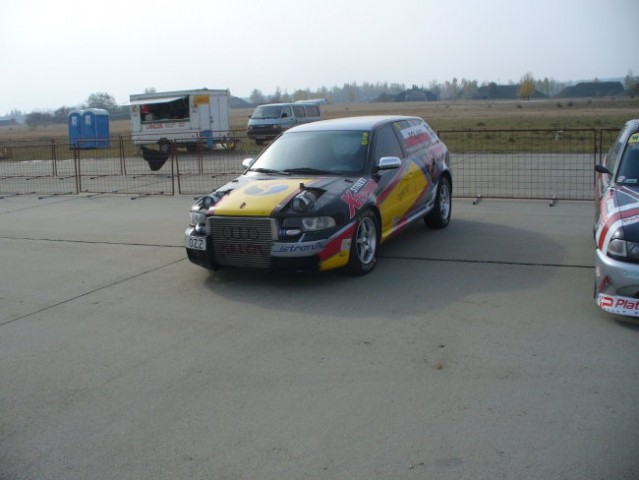 Drag Race Madžarska: oktober - 2007 - foto