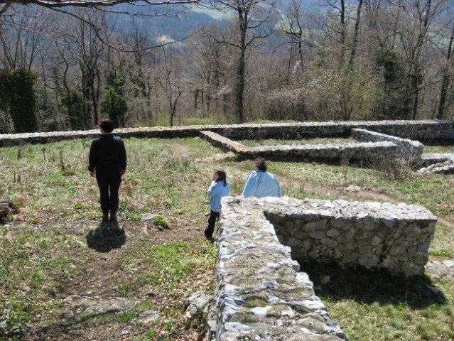 Spuščamo se v dolino