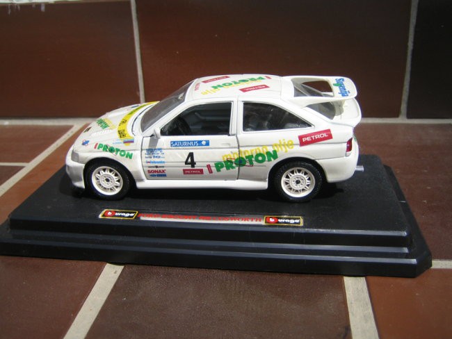 FORD ESCORT RS COSWORTH RALLY (1994)