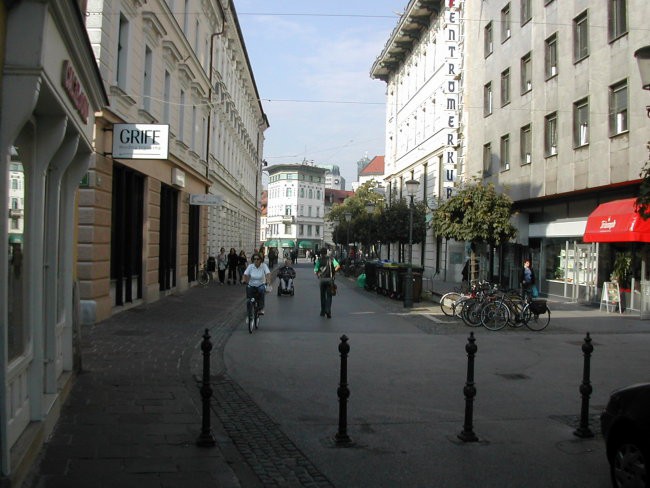 Dopoldanski potep po Ljubljani - foto povečava