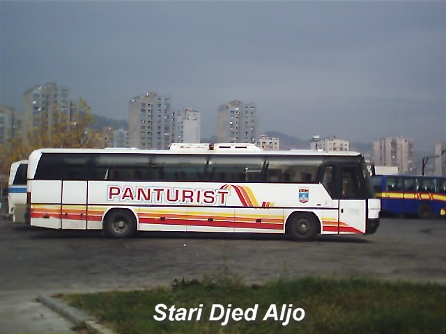 Autobusi - foto