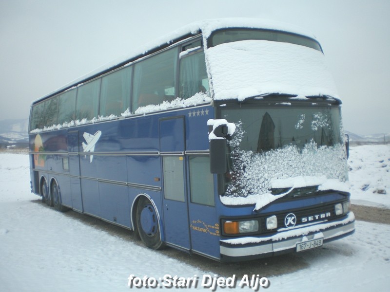 Autobusi - foto povečava