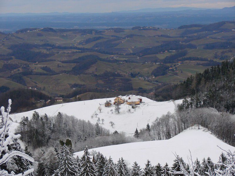 Žavcarjev vrh (dec.2011) - foto povečava