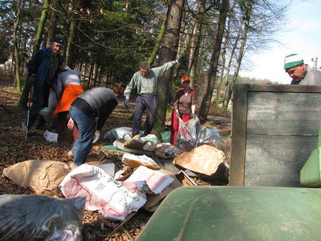 Očiščevalna akcija (mar.2012) - foto