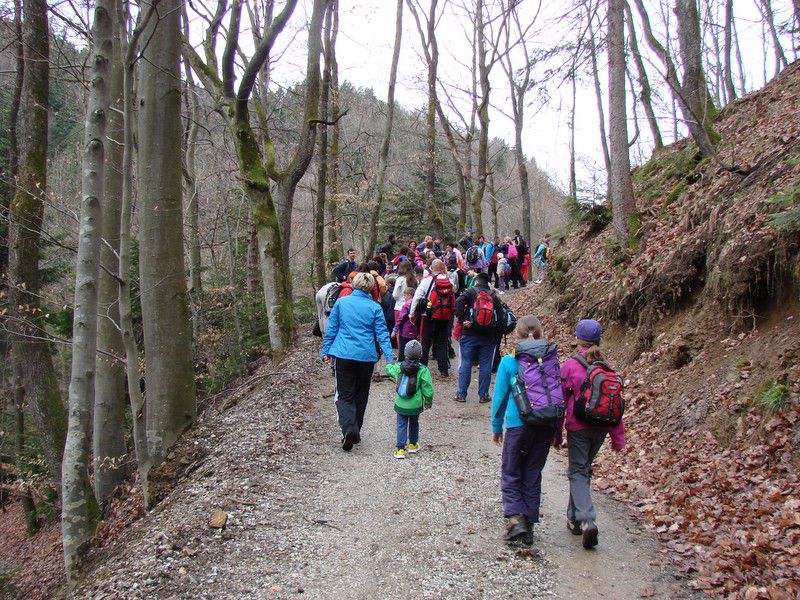 Srečanje otrok Žavcarjev vrh (apr.2013) - foto povečava
