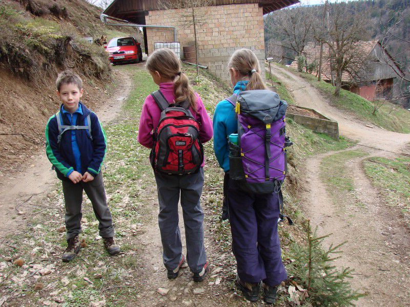 Srečanje otrok Žavcarjev vrh (apr.2013) - foto povečava